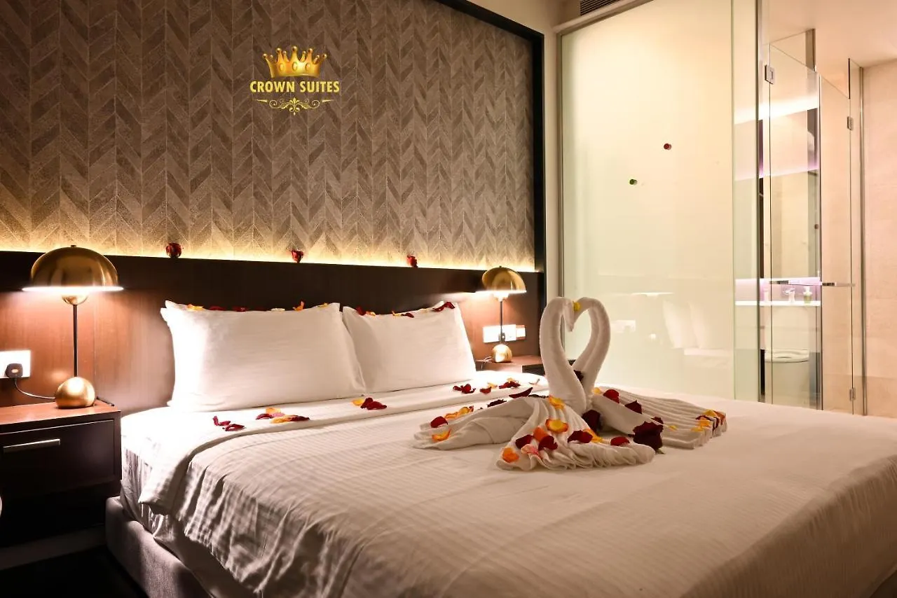 아파트 Crown Suites Tropicana Klcc Kuala Lumpur City Center
